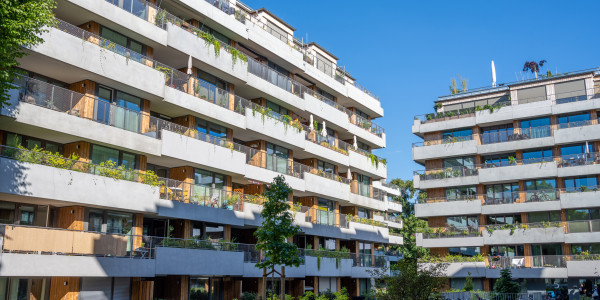 Compraventa de Inmuebles en Carabaña · Pisos con Zona Comunitaria